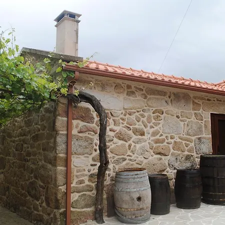 Casa De Cabreiros De Baixo * Мелгасу